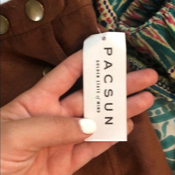 LA Hearts Skirt - Picture 5 of 5